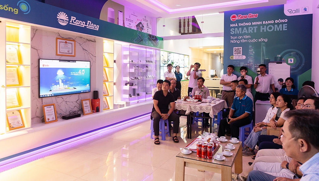 Đào tạo sử dụng công cụ tờ gấp smarthome